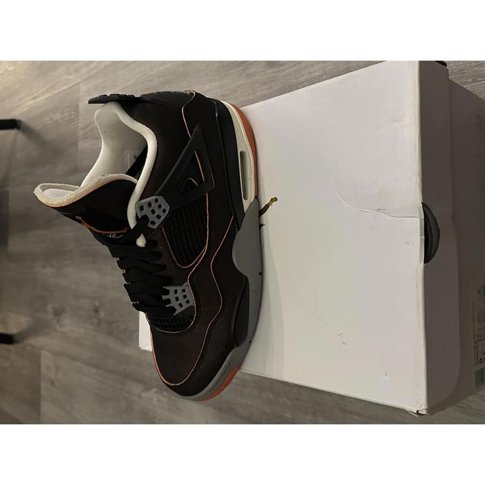 Jordan 4 Retro Starfish (Women's) Size: US W 9